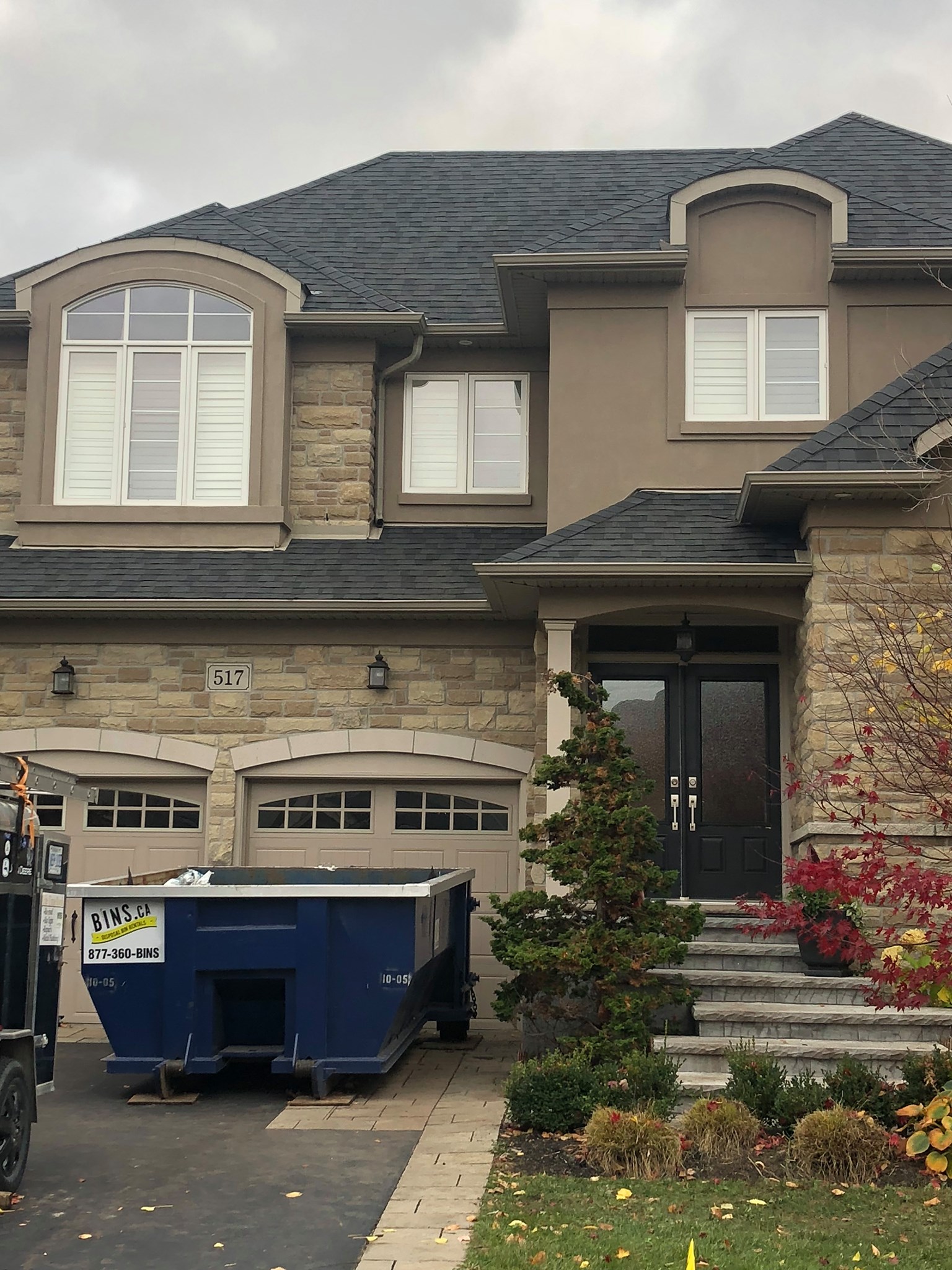  Goldstar  Roofing  Inc in Hamiltion, Ontario