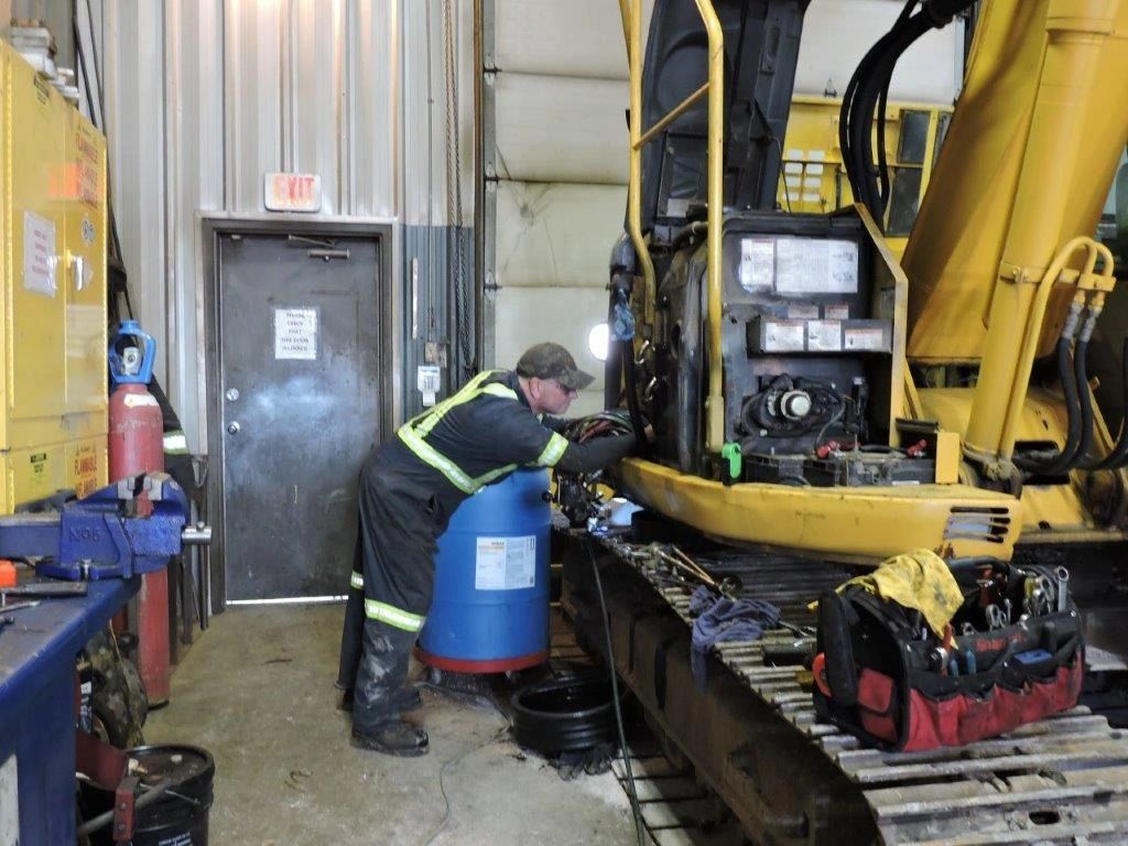 Fleet Tech Service - heavy equipment repair