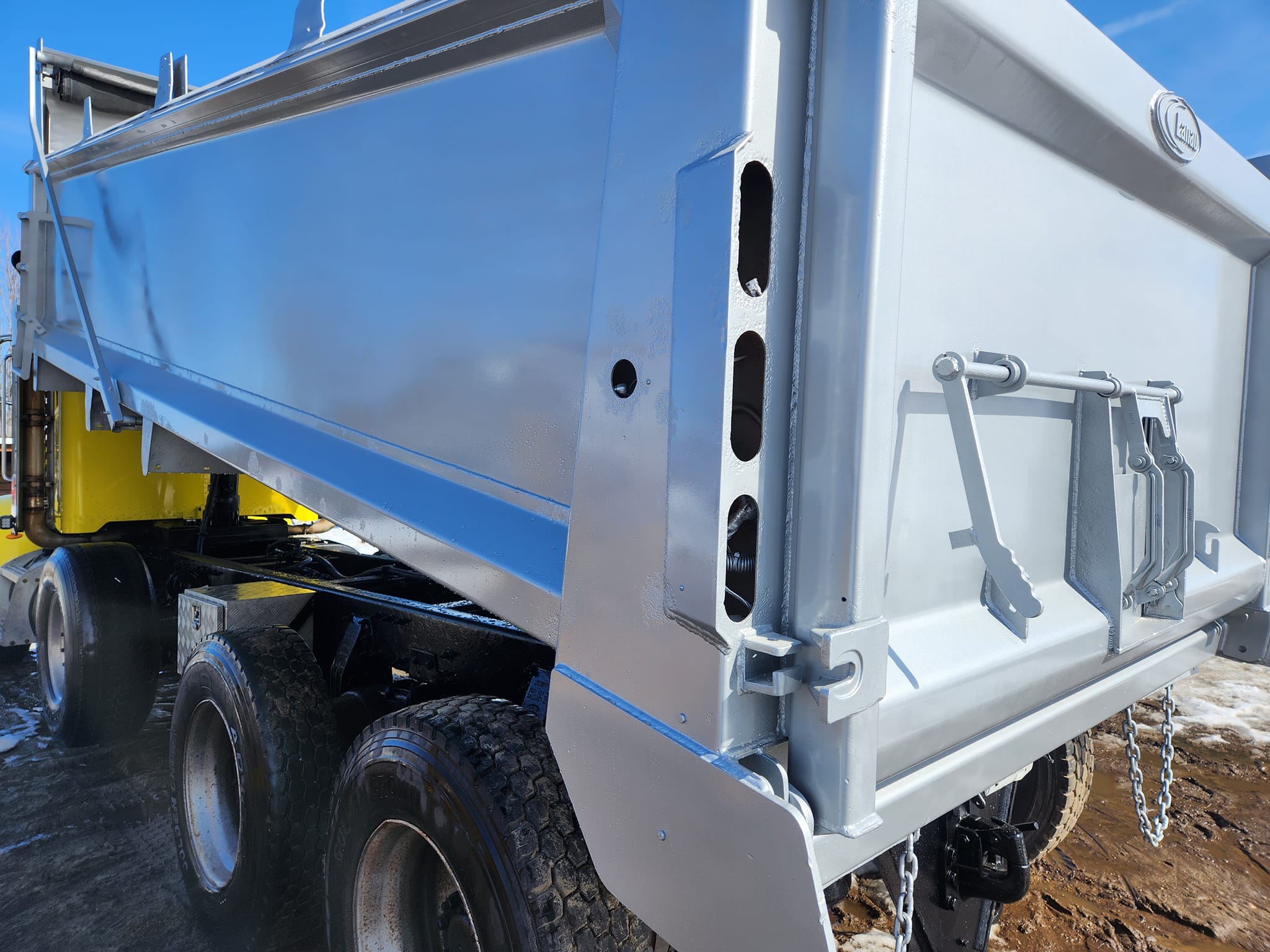 C&C Dustless Media Sandblasting in Ontario, Vanessa