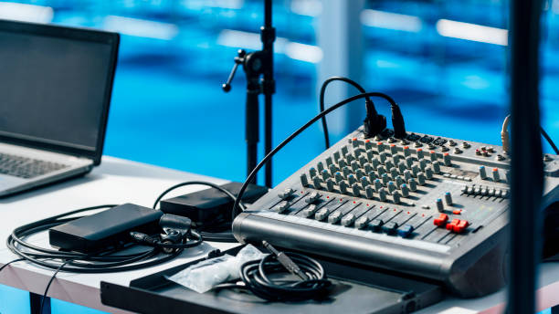 Showtek Communications